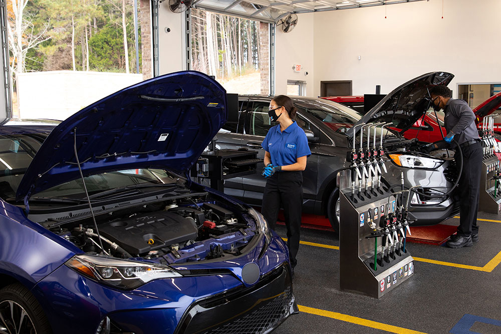 Valvoline Express Care service bay