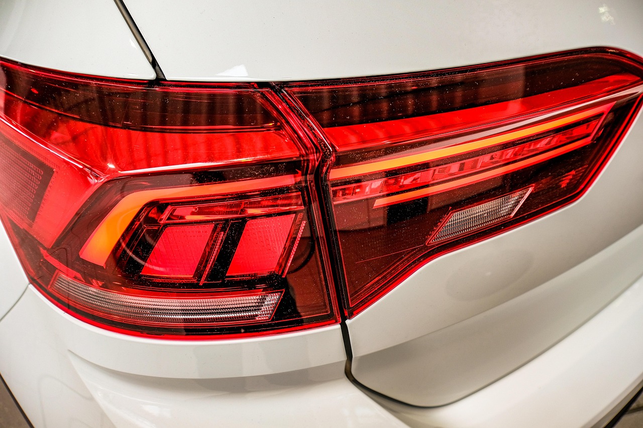 Dim signal light