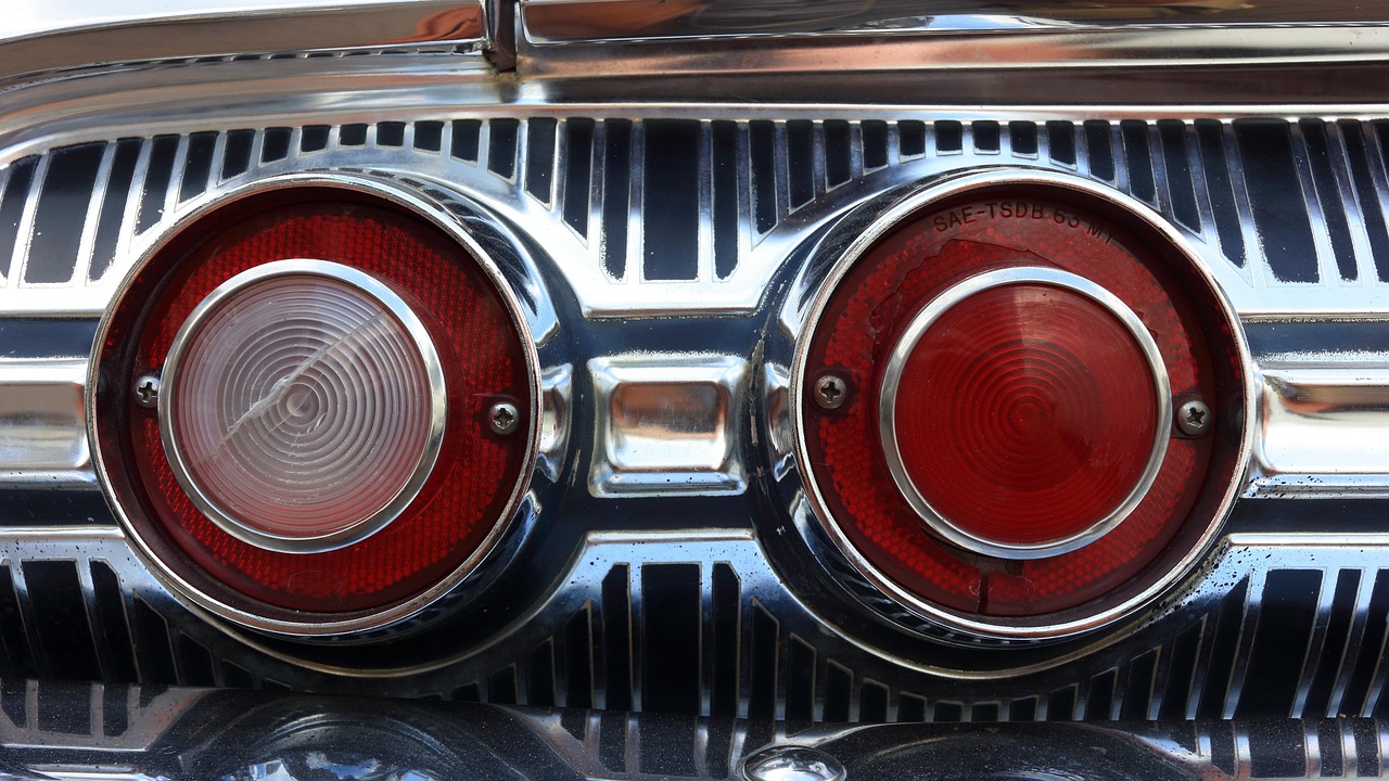 Moisture inside signal light housing