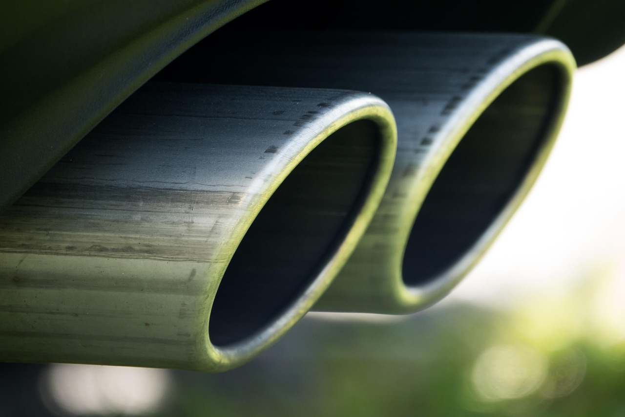 Exhaust rattles and leaks